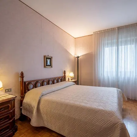 Ripamonti View By Interhome Milão